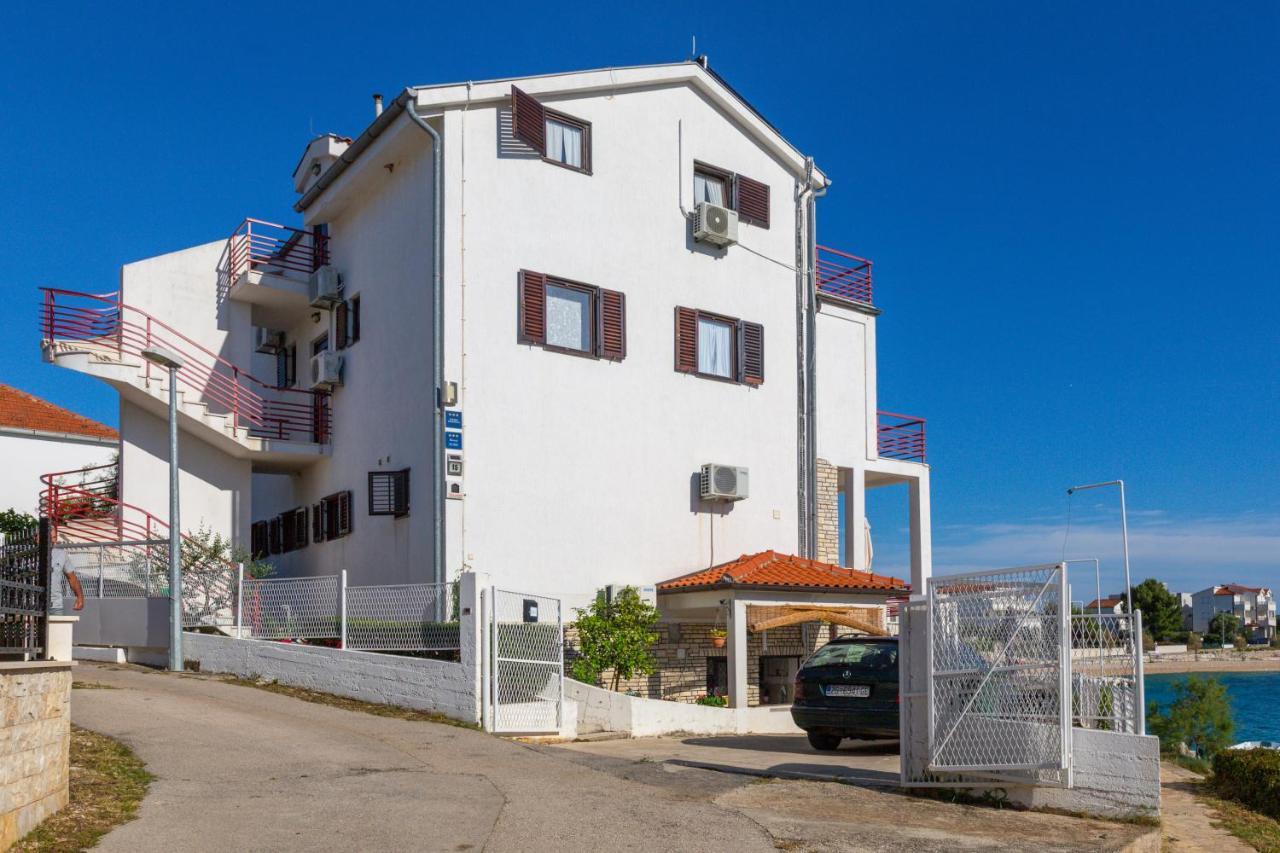 Apartments Villa Zrinka - Last Season Ever! Rogoznica  Bagian luar foto