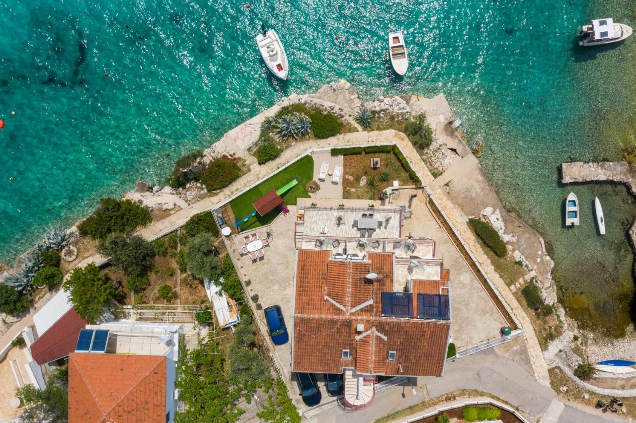 Apartments Villa Zrinka - Last Season Ever! Rogoznica  Bagian luar foto