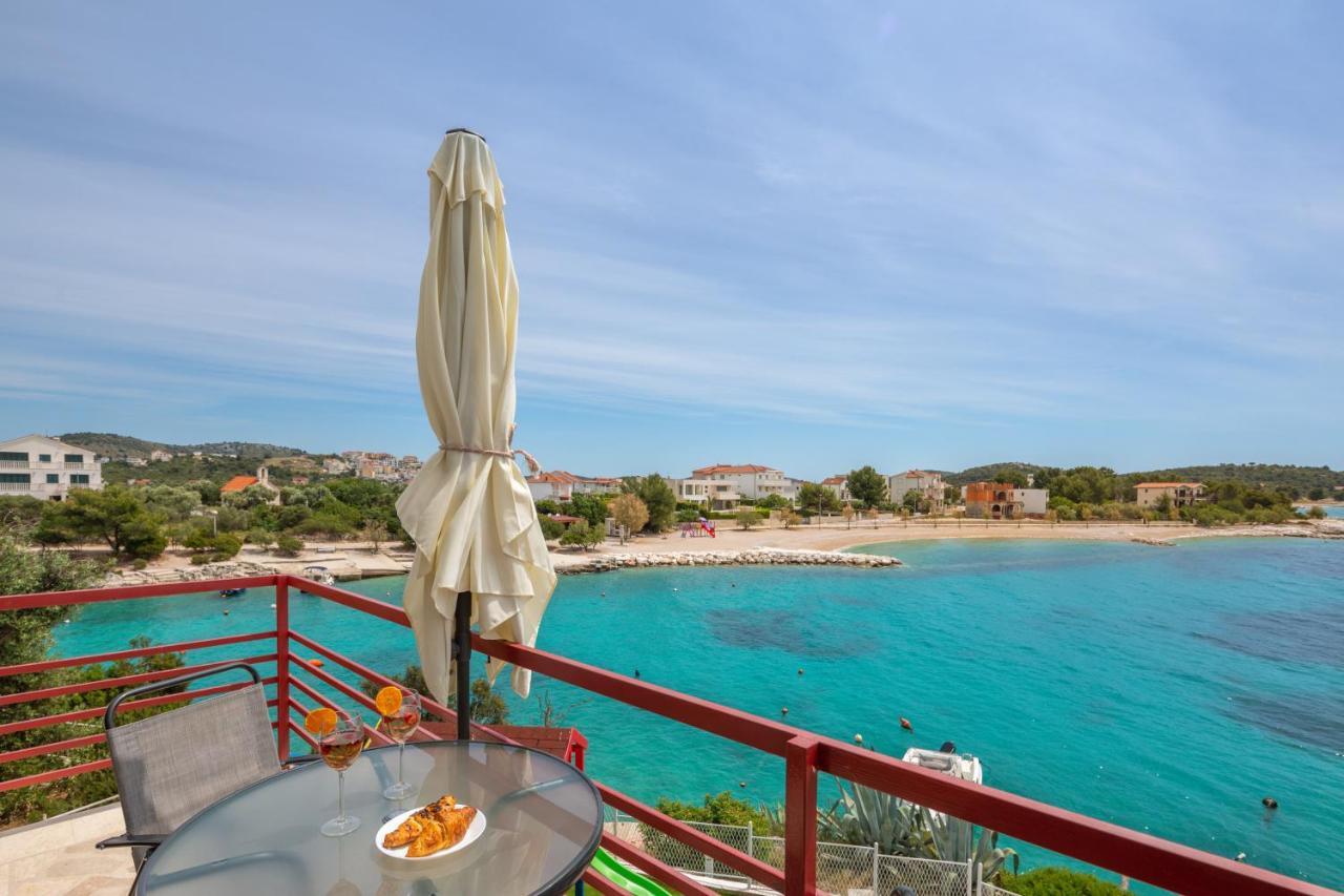 Apartments Villa Zrinka - Last Season Ever! Rogoznica  Bagian luar foto