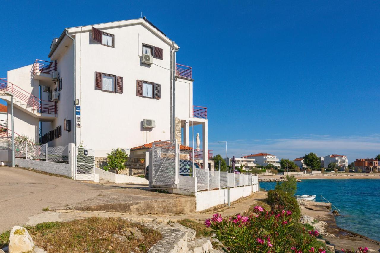 Apartments Villa Zrinka - Last Season Ever! Rogoznica  Bagian luar foto