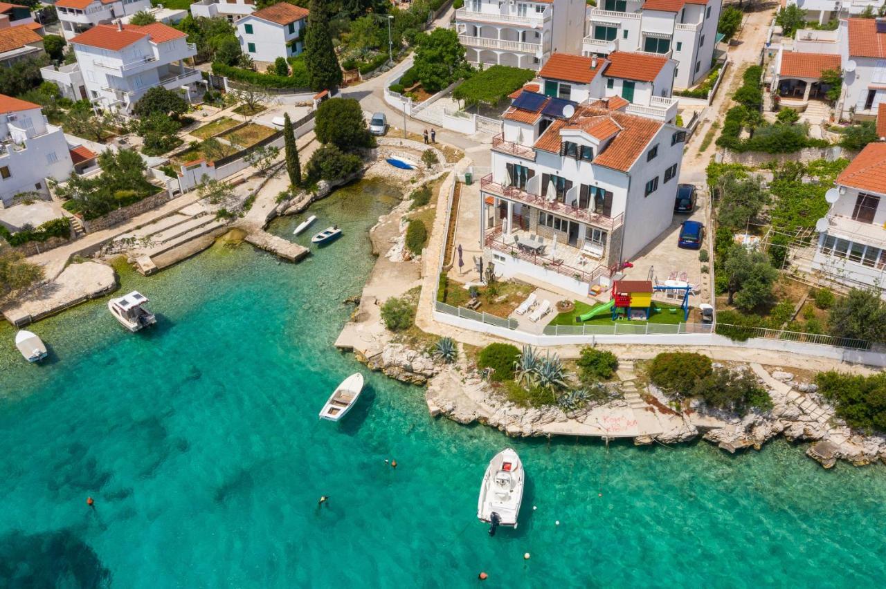 Apartments Villa Zrinka - Last Season Ever! Rogoznica  Bagian luar foto