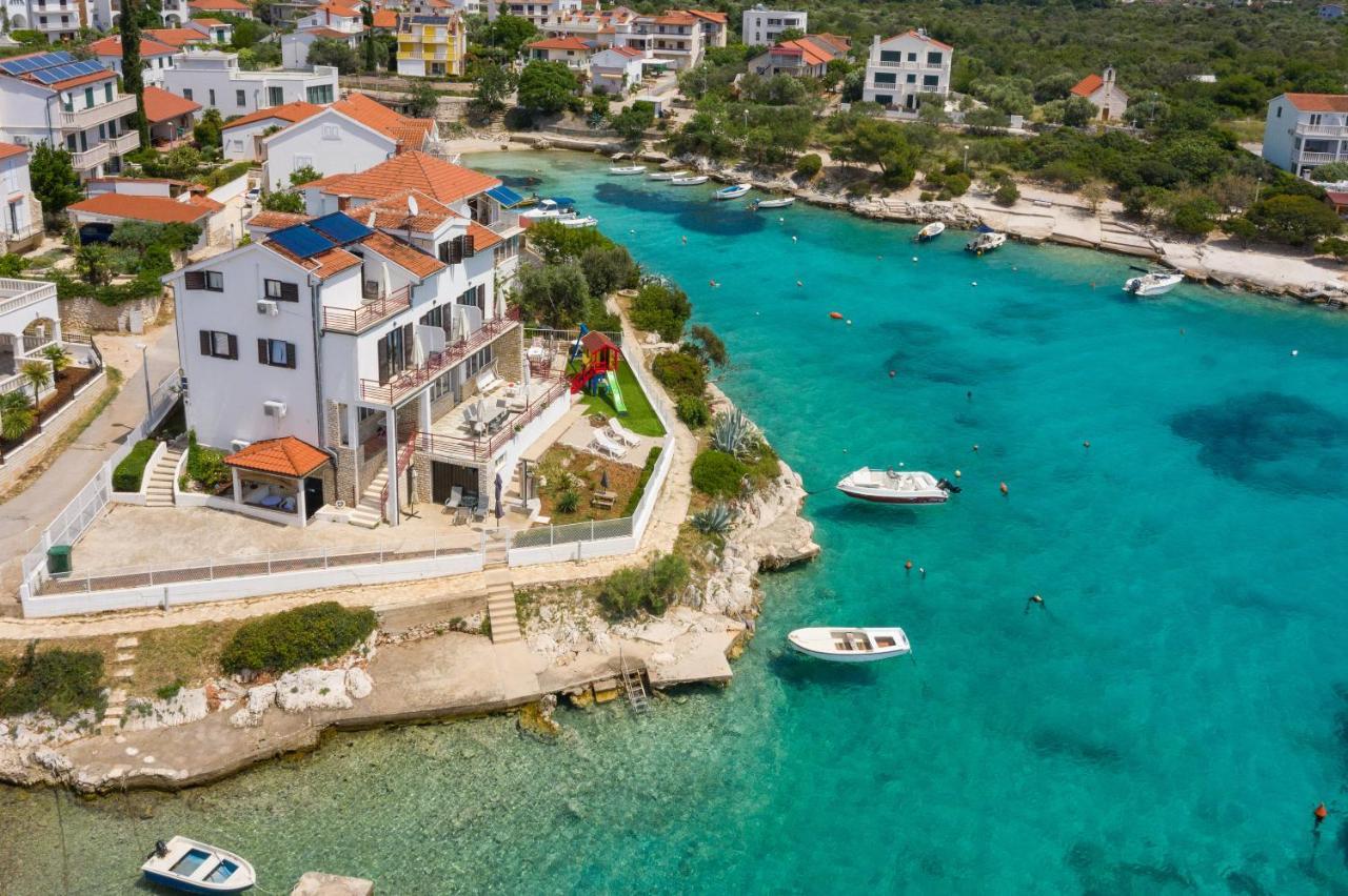 Apartments Villa Zrinka - Last Season Ever! Rogoznica  Bagian luar foto