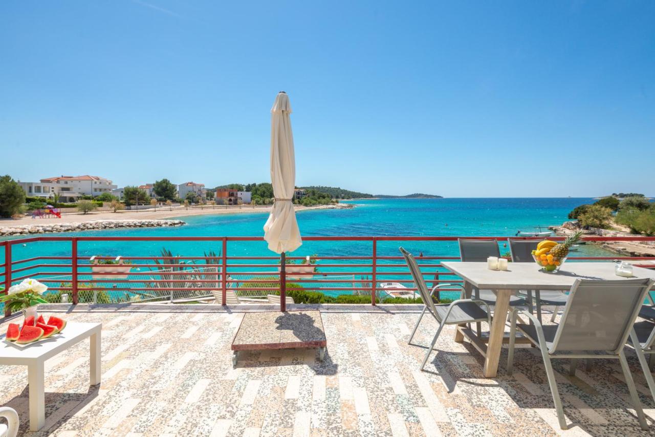 Apartments Villa Zrinka - Last Season Ever! Rogoznica  Bagian luar foto