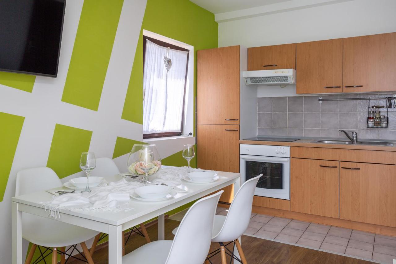 Apartments Villa Zrinka - Last Season Ever! Rogoznica  Bagian luar foto