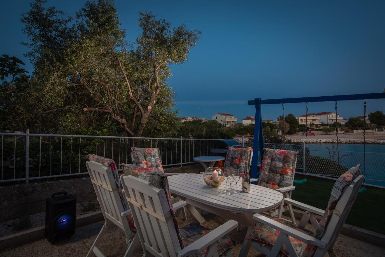 Apartments Villa Zrinka - Last Season Ever! Rogoznica  Bagian luar foto