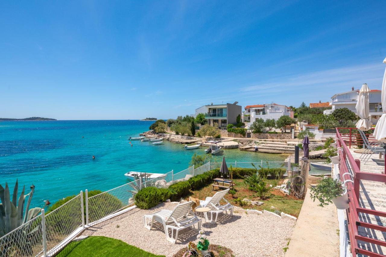 Apartments Villa Zrinka - Last Season Ever! Rogoznica  Bagian luar foto